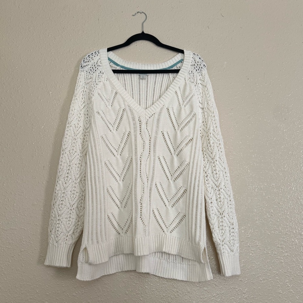 Sundance White Cable Knit V Neck Sweater